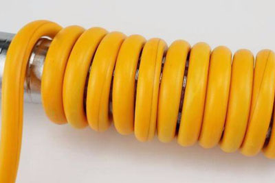 将电线插座变成电话线插座的技术研发成功